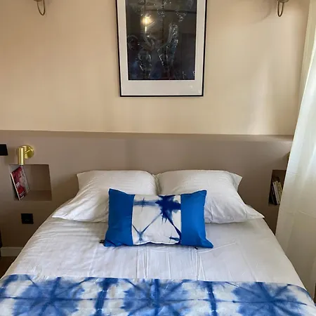 Cozy With Garden, 450 M From Rer B *